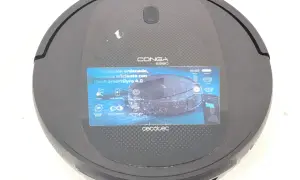 Robot aspirador Conga 2290 negro con etiqueta de navegación ordenada y limpieza eficiente.