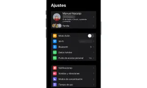 Ajustes del teléfono. Para conectar Alexa a Wi-Fi, ve a la sección Wi-Fi.