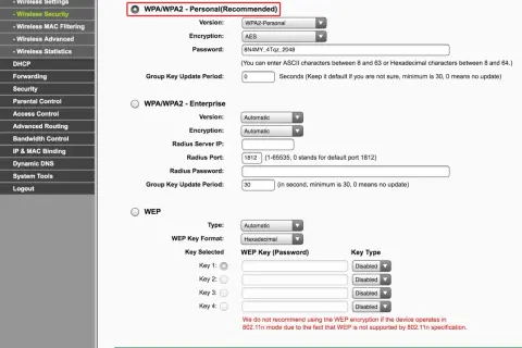 Configuración de seguridad Wi-Fi: WPA2-Personal con contraseña, WPA2-Enterprise y WEP. El SSID del router se configura aquí.