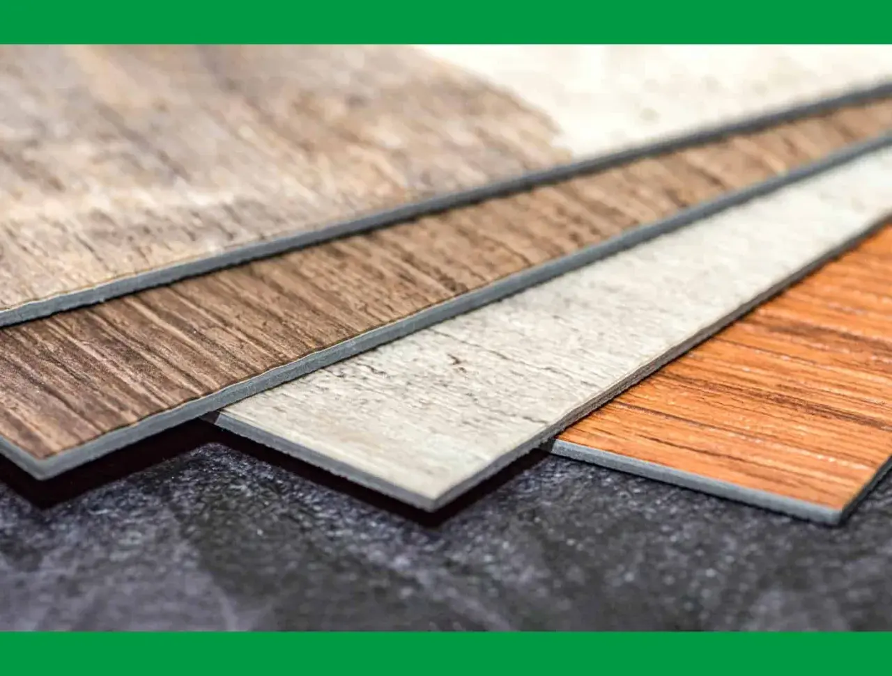 Muestras de suelos vinílicos con texturas de madera en varios tonos. Ideales como suelos que disimulan la suciedad, manteniendo tu hogar impecable.