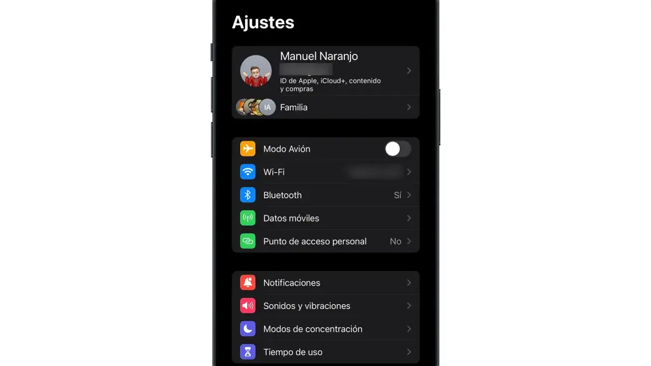 Ajustes del teléfono. Para conectar Alexa a Wi-Fi, ve a la sección Wi-Fi.